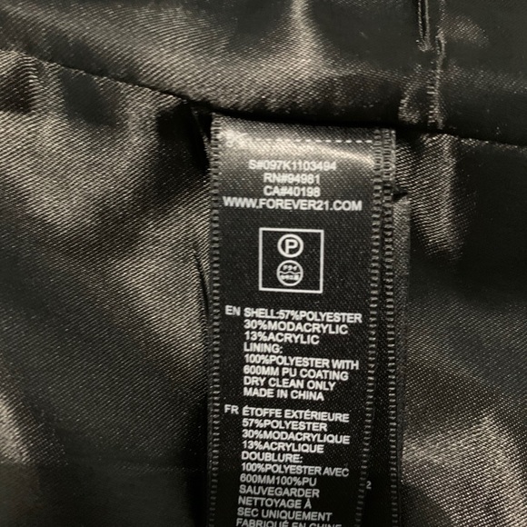 π€© HP- Faux fur cheetah jacket π€© - Picture 8 of 11